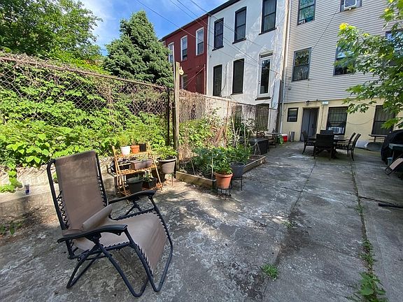 2nd image of 293 Pulaski St #1A