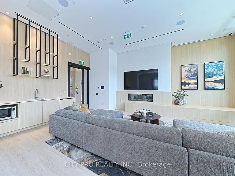 1 Fairview Rd E #3111 — Photo 29