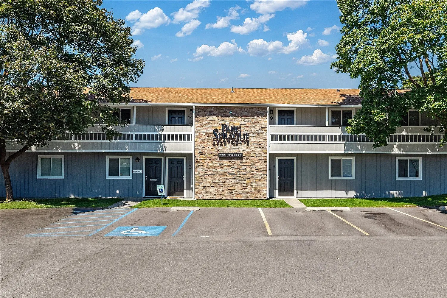 Parc Sprague Apartments — Photo 2