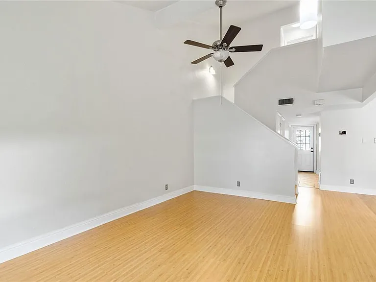 2500 Enfield Rd #3 — Photo 6