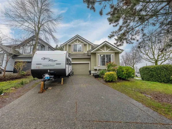 15649 Rosemary Heights Cres, Surrey, BC V3Z 0K2