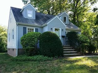 58 Waldwick Ave, Waldwick, NJ 07463