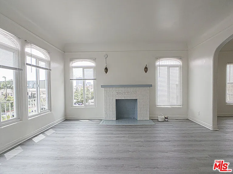 109 S Berendo St #2 — Photo 3