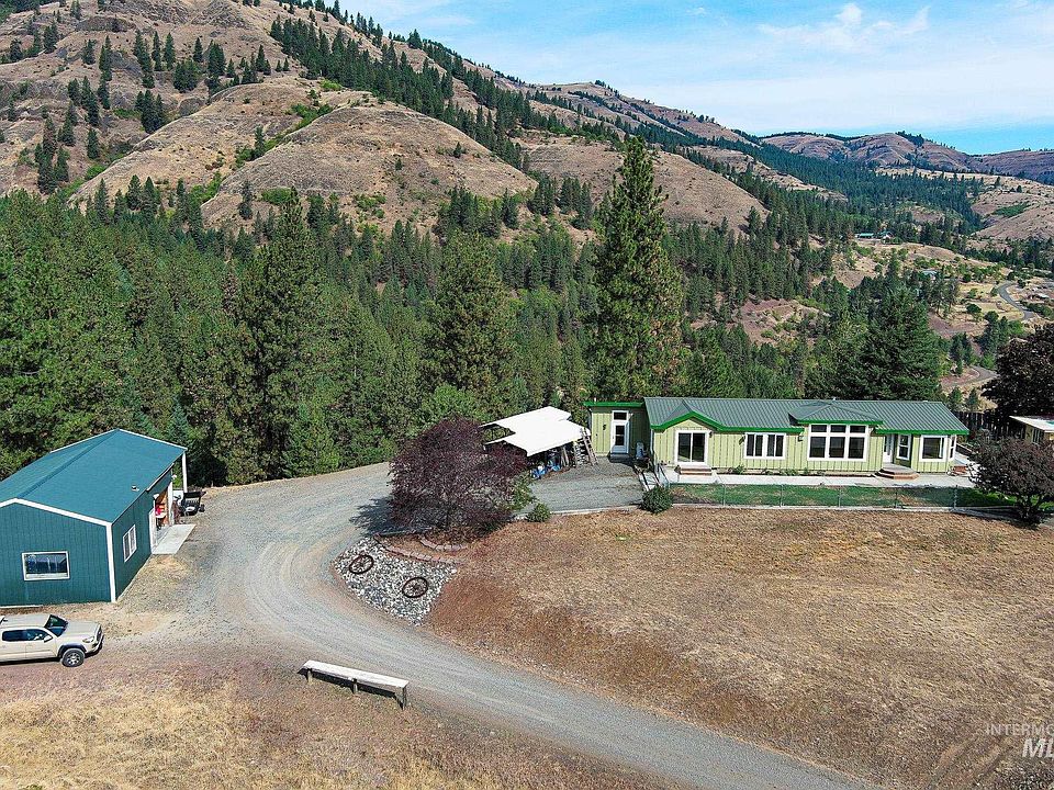 1st image of 161 Saddle Ridge Rd