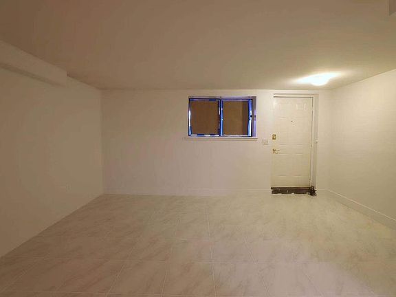 3rd image of 344 Colon Ave #1