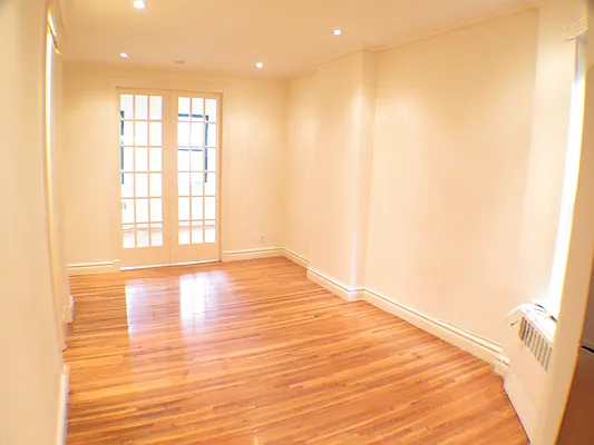 Rented by Glasser Realty LLC | media 12