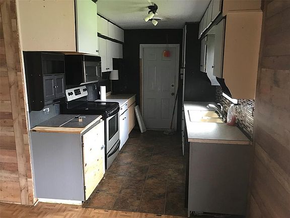 5th image of 2503 SE 13th St