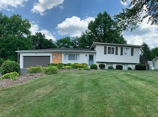 12205 Daugherty Dr, Zionsville, IN 46077