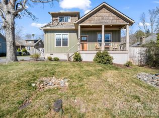 3 Staffordshire Dr, Black Mountain, NC 28711