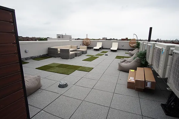 Rented by Lofts and Flats LLC | media 7