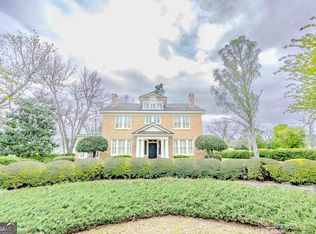 39 W Graham St, Mc Rae, GA 31055