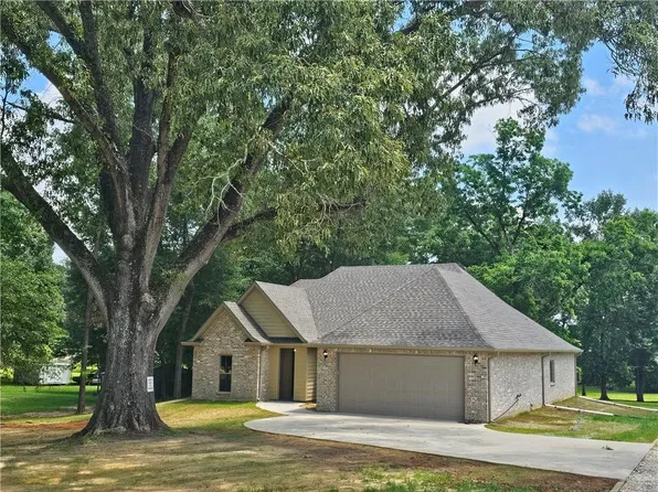 72 Old Highway 71, Dry Prong, LA 71423