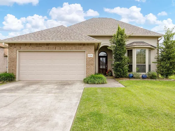 6134 Waterford Ln, Sorrento, LA 70778