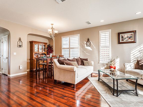 2nd image of 1616 Snapdragon Ln