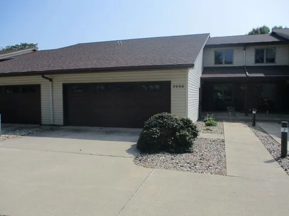 2606 2nd St, Emmetsburg, IA 50536