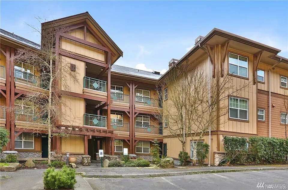 3 bed, 1480 sqft, $3,400 — Photo 4
