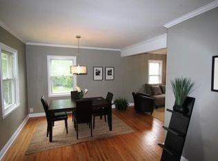 601 7th Ave S, Hopkins, MN 55343