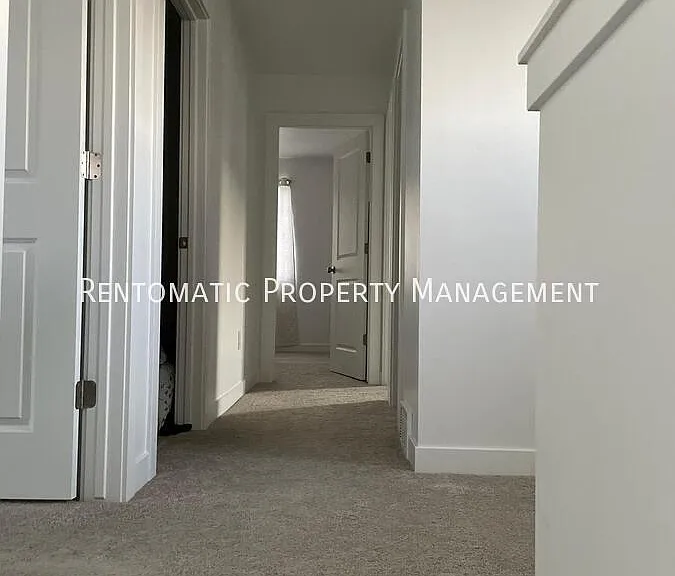 2548 N Yarrow Cir — Photo 13