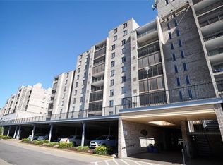 2120 Greentree Rd APT 205E, Pittsburgh, PA 15220