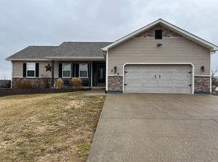 206 Ariel Ct, Desloge, MO 63601
