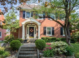2114 Village Dr, Louisville, KY 40205