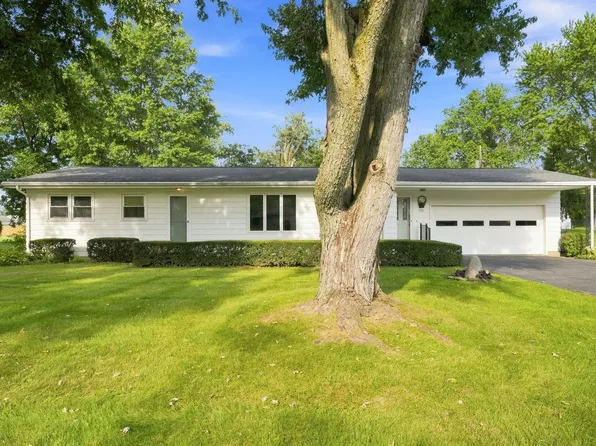 2311 Leesmoor Ln, Fort Wayne, IN 46808