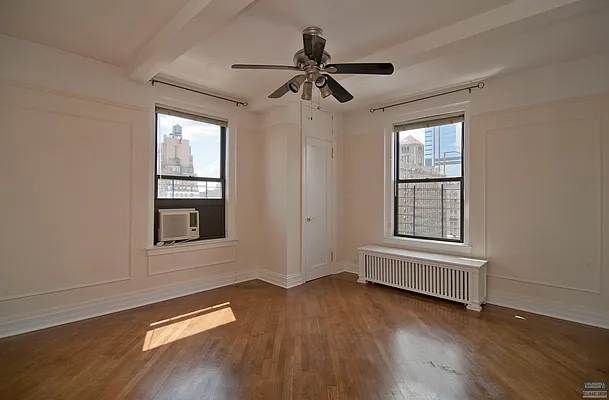 Rented by Bellmarc Realty | media 4