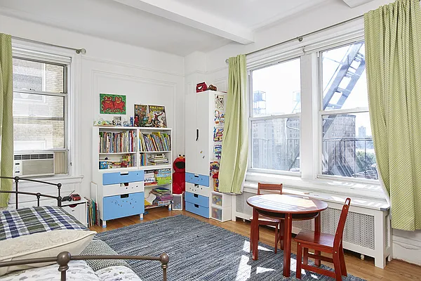 Sold by Stribling | media 5