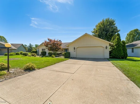 32723 Fallhaven Cir, North Ridgeville, OH 44039