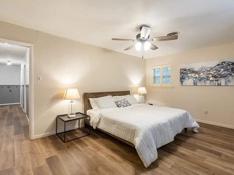 2132 Sylvan Dr — Photo 15