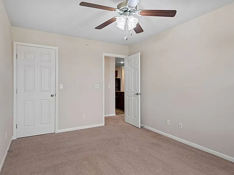 CARDINAL RIDGE — Photo 12