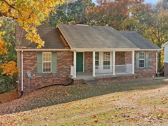 3rd image of 183 Whitehall Dr