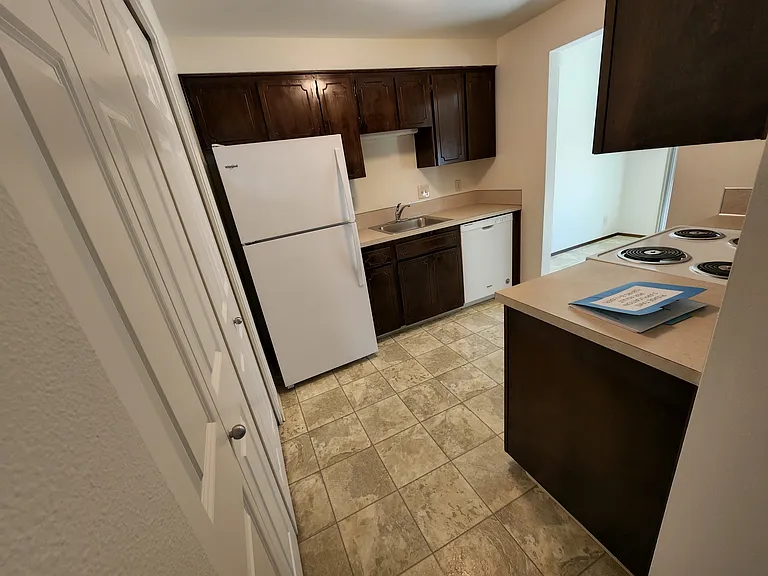 4150 NE Lincoln St — Photo 6