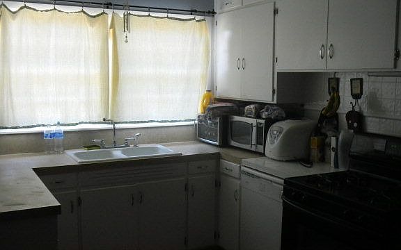 5th image of 2519 Beechwood St