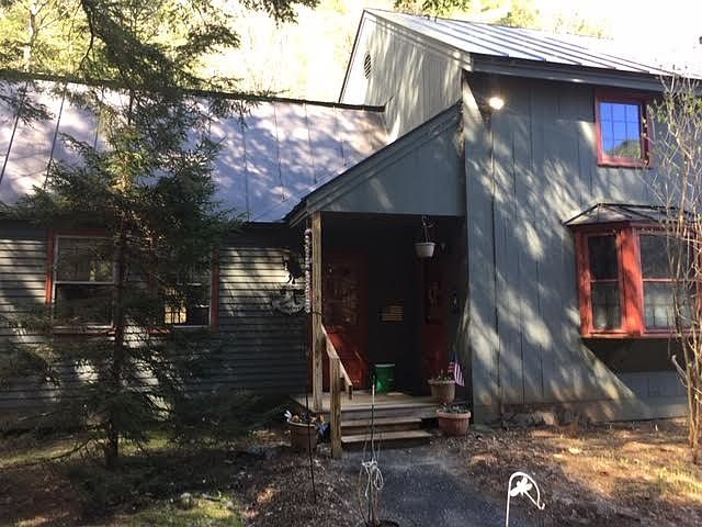 2nd image of 574 Willard Road #1F