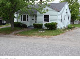 20 Highland Ave, Lewiston, ME 04240