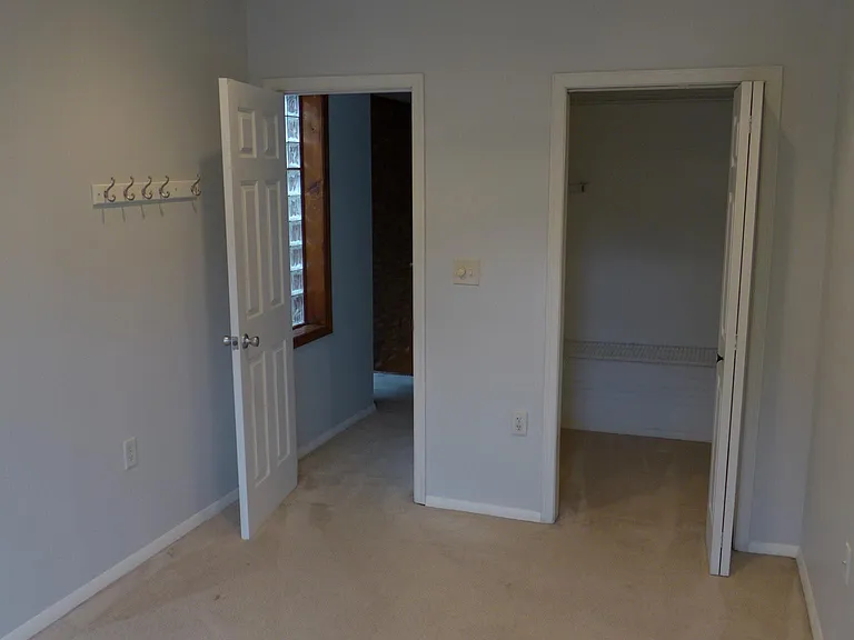 713 Portland St — Photo 10
