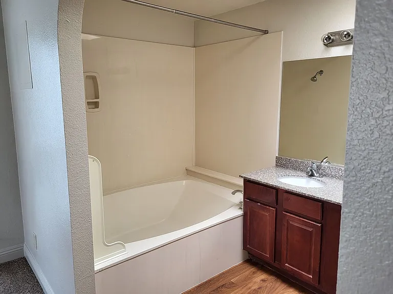 1412 Bass Dr #D — Photo 21