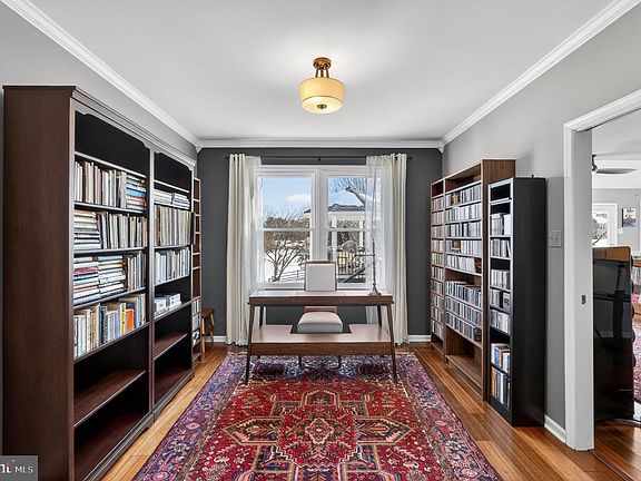 5th image of 2301 Warner Rd