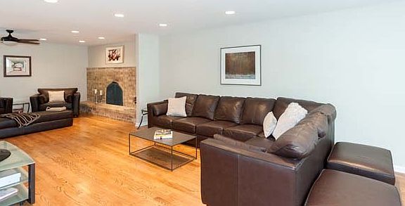 4th image of 1137 Country Ln