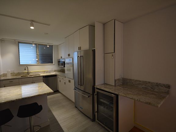4th image of 1717 Ala Wai Blvd APT 2602
