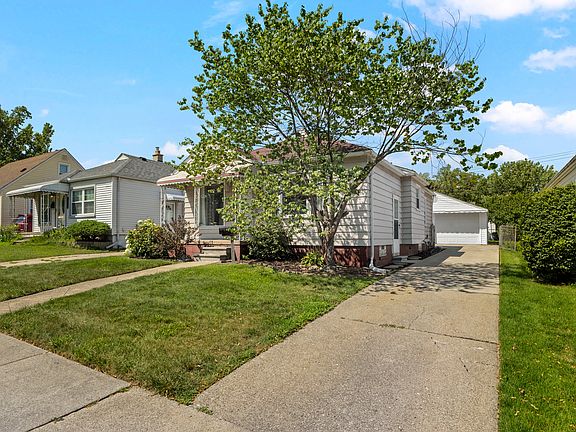 2nd image of 21328 Audette St