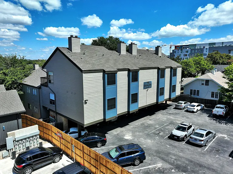 908 Poplar St #103 — Photo 22