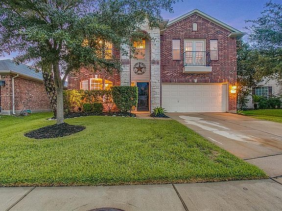 3rd image of 24606 Lakecrest Run Dr