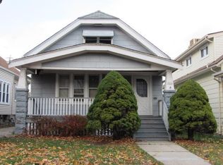2904 W Pierce St, Milwaukee, WI 53215