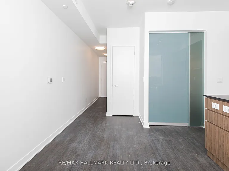185 Alberta Ave #607 — Photo 9