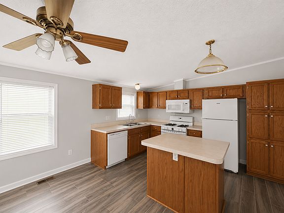 2nd image of 101 N Manor St