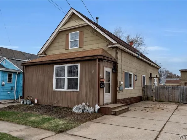 110 Hedley St, Cheektowaga, NY 14206
