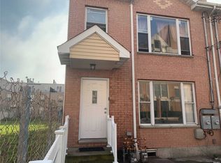 165 Beach 29 St, Jamaica, NY 11691