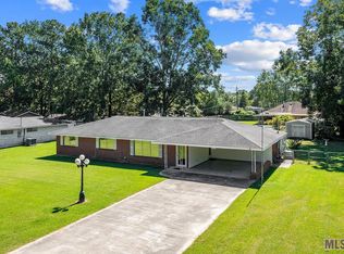 3926 Noble St, Zachary, LA 70791